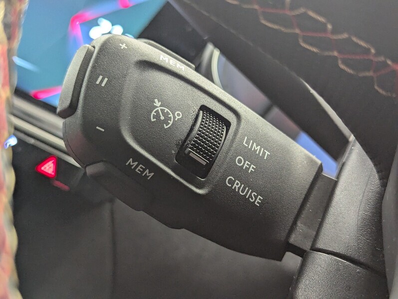 Used DS Automobiles DS 7 Crossback 2021 for sale - 76263814: Photo 26