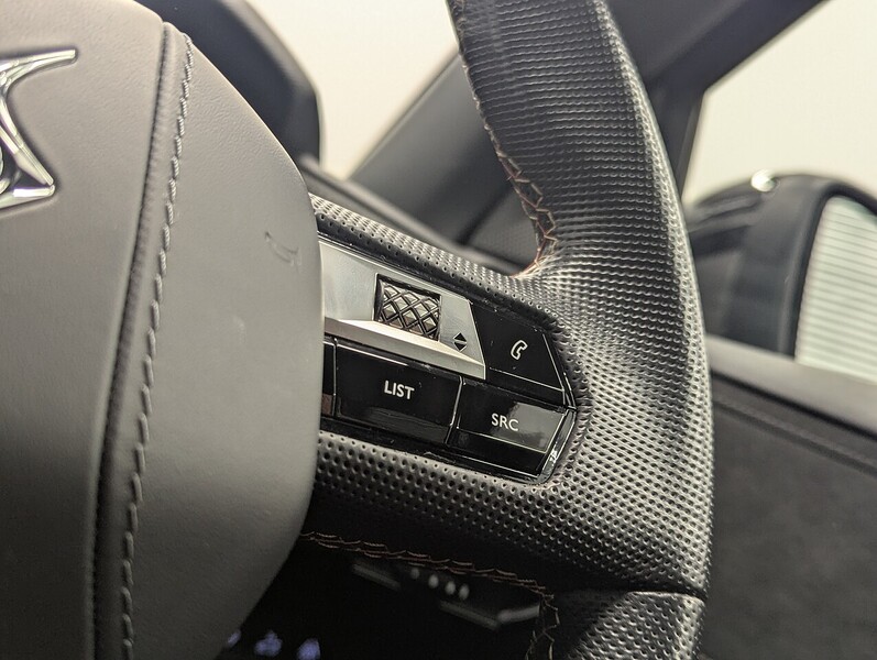 Used DS Automobiles DS 7 Crossback 2021 for sale - 76263814: Photo 28