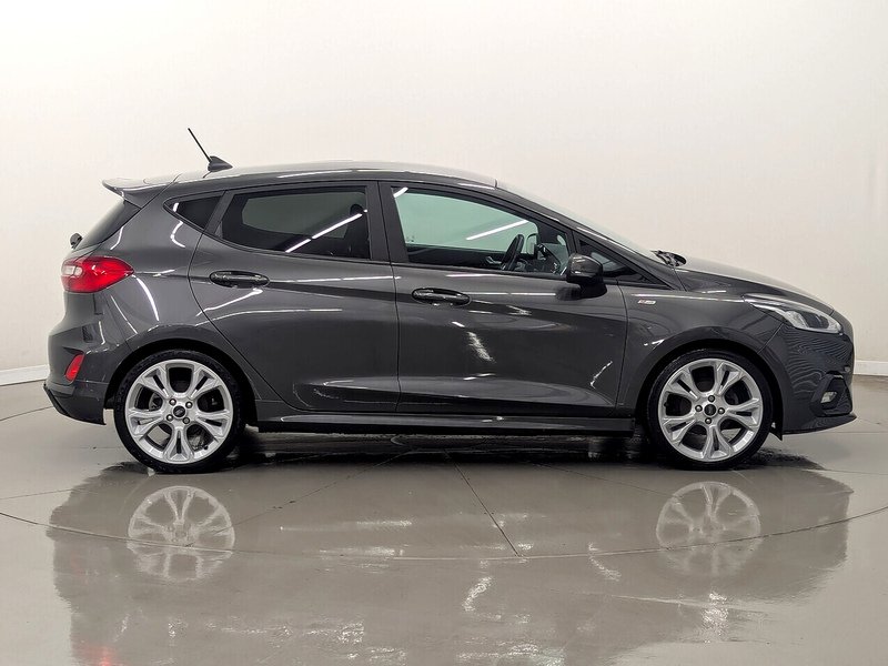Used Ford Fiesta 2021 for sale - 76133048: Photo 2