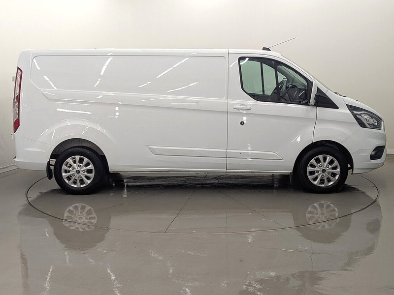 Used Ford Transit Custom 2023 for sale - 76547350: Photo 2
