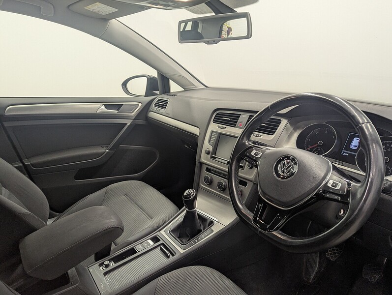 Used Volkswagen Golf 2016 for sale - 77640144: Photo 27