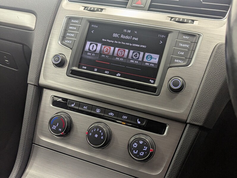 Used Volkswagen Golf 2016 for sale - 77640144: Photo 28