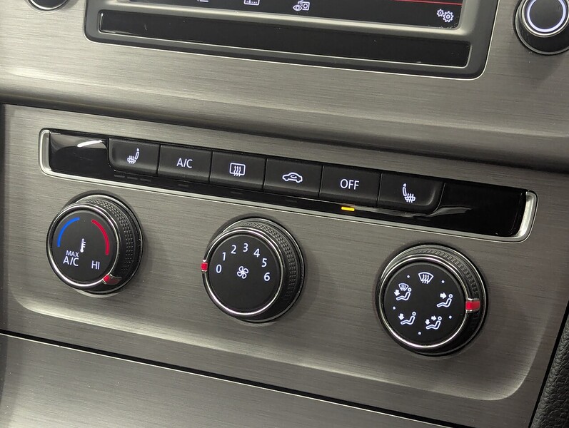 Used Volkswagen Golf 2016 for sale - 77640144: Photo 29