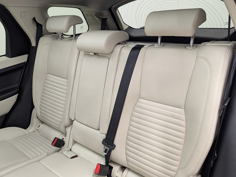 Used Land Rover Discovery Sport for sale - 76725189: Photo 25