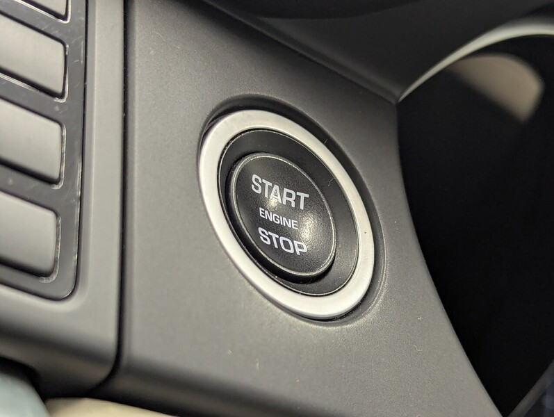 Used Land Rover Discovery Sport for sale - 76725189: Photo 40