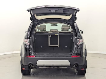 Used Land Rover Discovery Sport 2018 for sale - 76725189: Photo