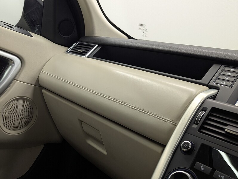 Used Land Rover Discovery Sport for sale - 76725189: Photo 57