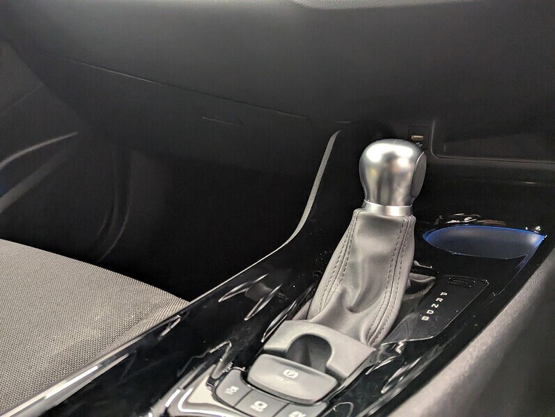 Used Toyota C-HR 2020 for sale - 76559515: Photo 42