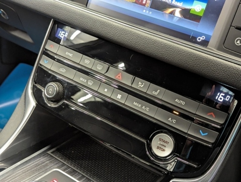 Used Jaguar XF 2017 for sale - 77379229: Photo 27