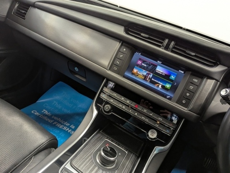 Used Jaguar XF 2017 for sale - 77379229: Photo 30