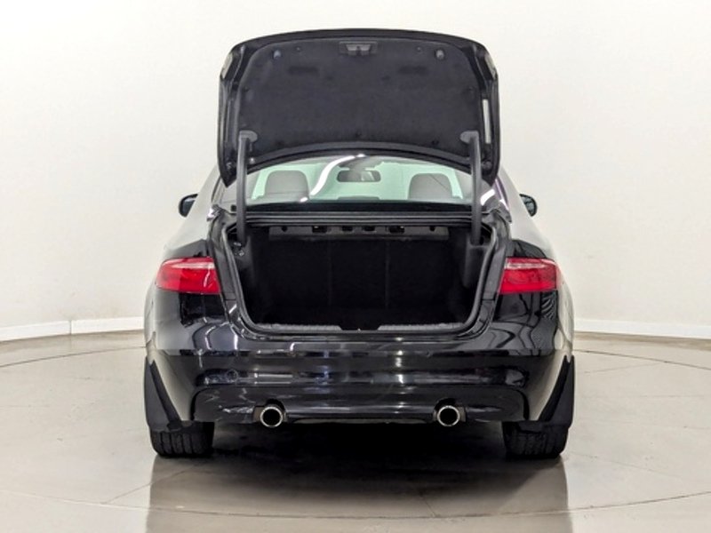 Used Jaguar XF 2017 for sale - 77379229: Photo 4