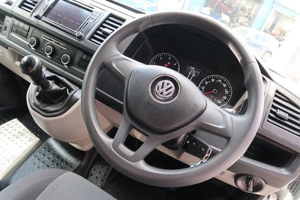 Used Volkswagen Transporter 2019 for sale - 74840303: Photo 10