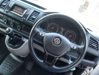 Used Volkswagen Transporter 2018 for sale - 74742448: Photo