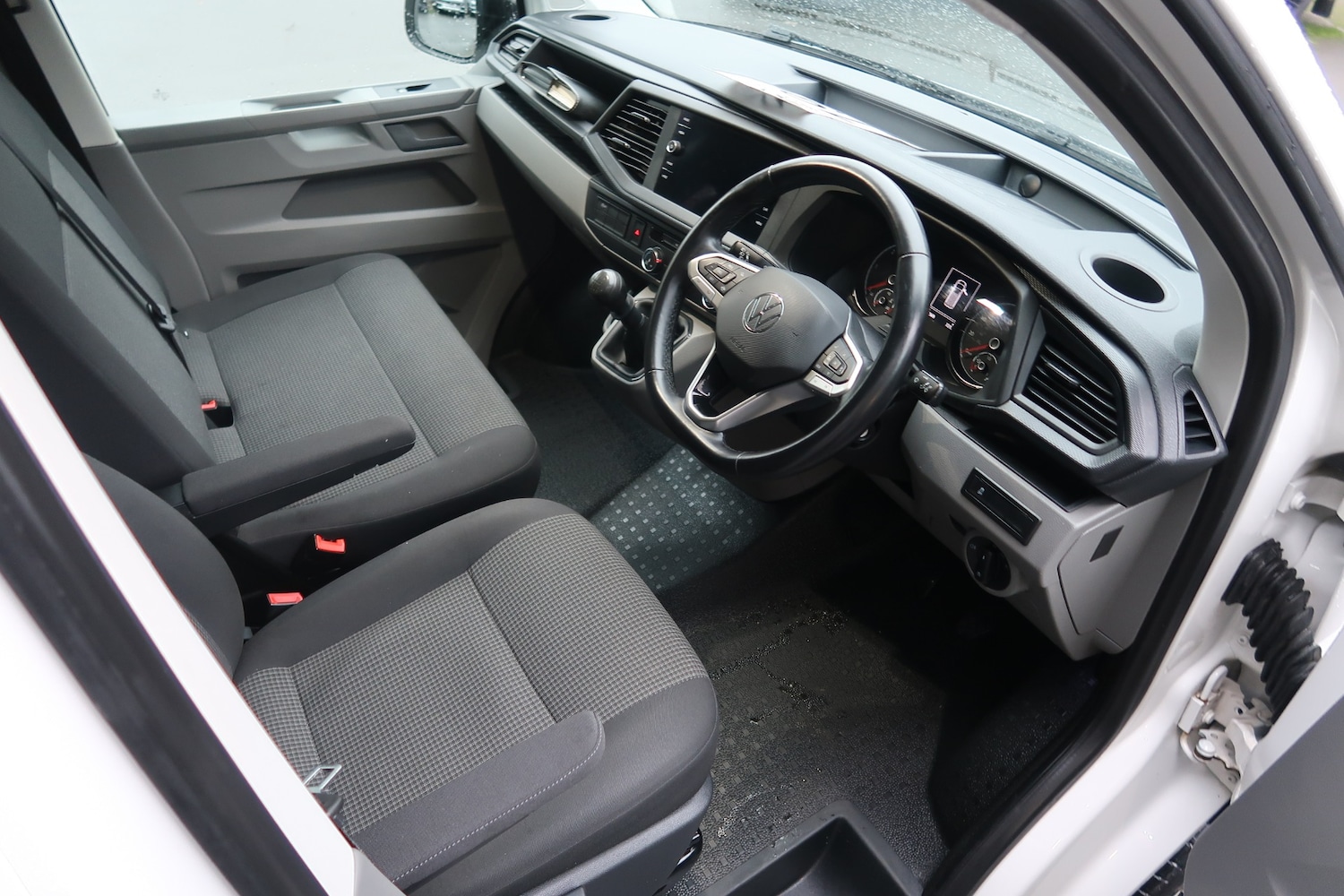 Used Volkswagen Transporter 2021 for sale - 77323706: Photo 4