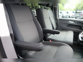 Used Volkswagen Transporter 2021 for sale - 79287123: Photo