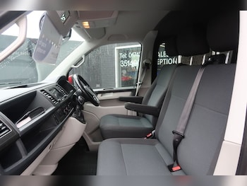 Used Volkswagen Transporter 2019 for sale - 79468916: Photo