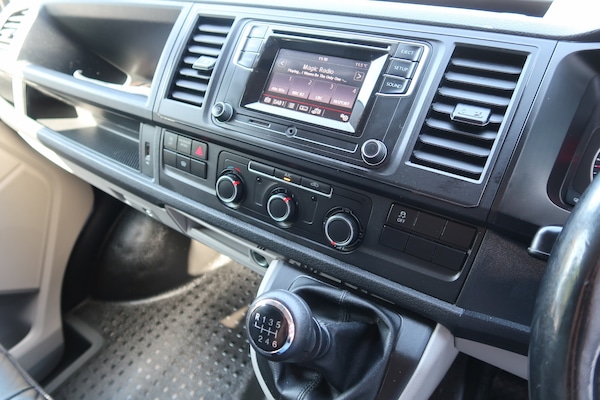Used Volkswagen Transporter 2019 for sale - 74339822: Photo 20