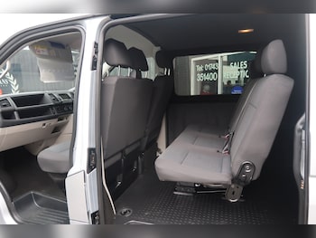 Used Volkswagen Transporter 2019 for sale - 79043075: Photo