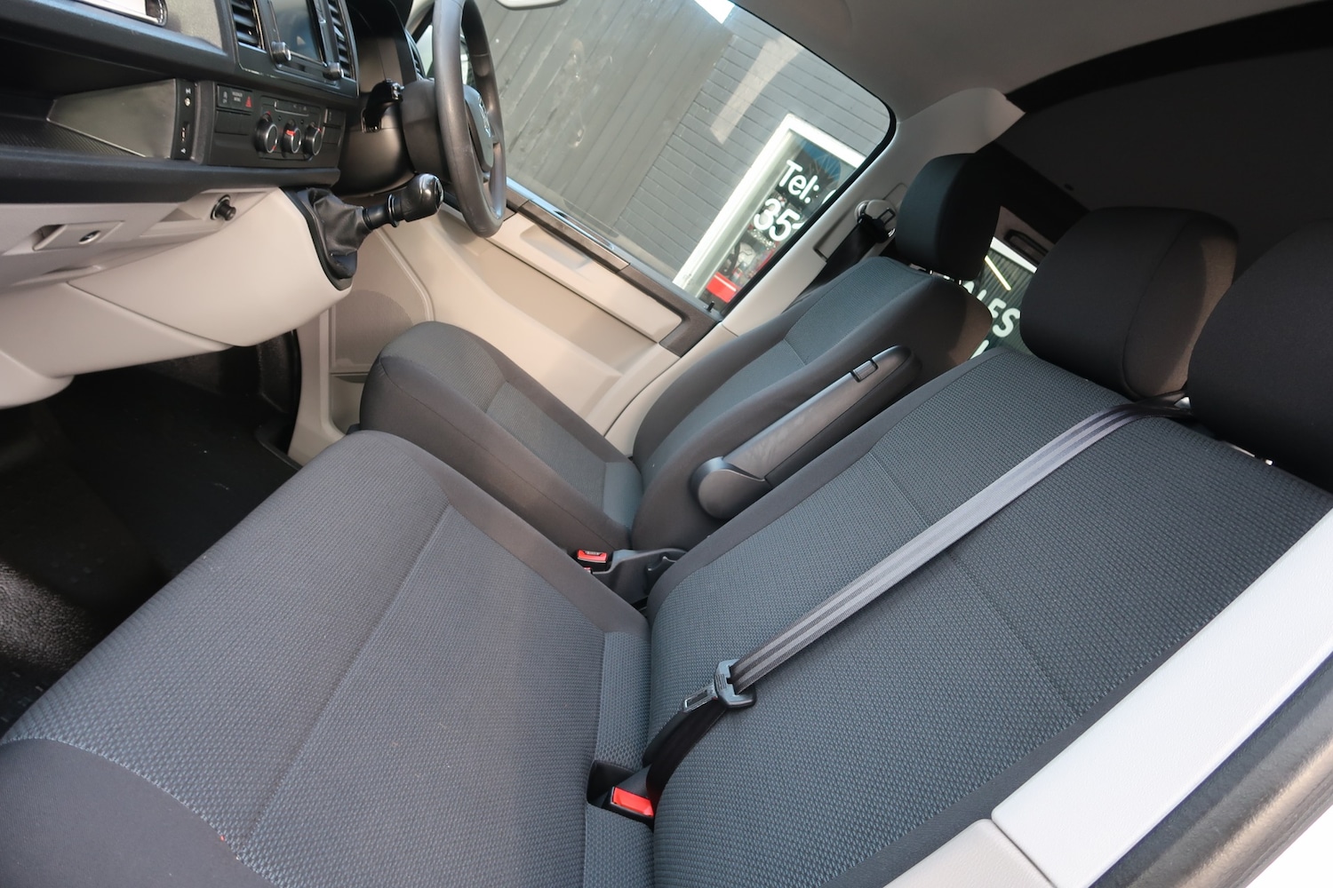 Used Volkswagen Transporter 2019 for sale - 76780068: Photo 8