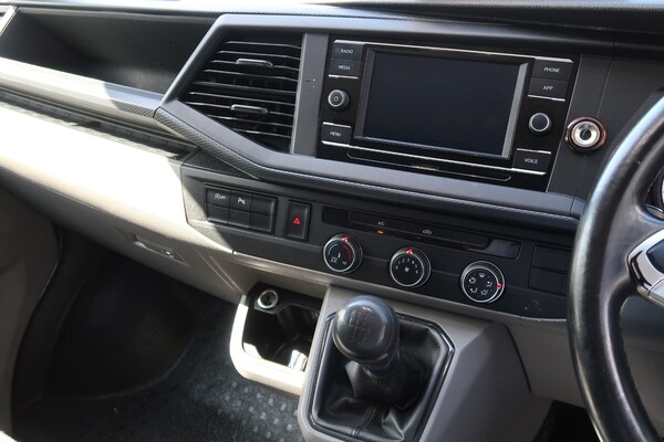 Used Volkswagen Transporter 2021 for sale - 74204775: Photo 4