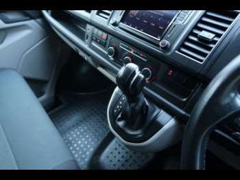 Used Volkswagen Transporter 2019 for sale - 73485363: Photo
