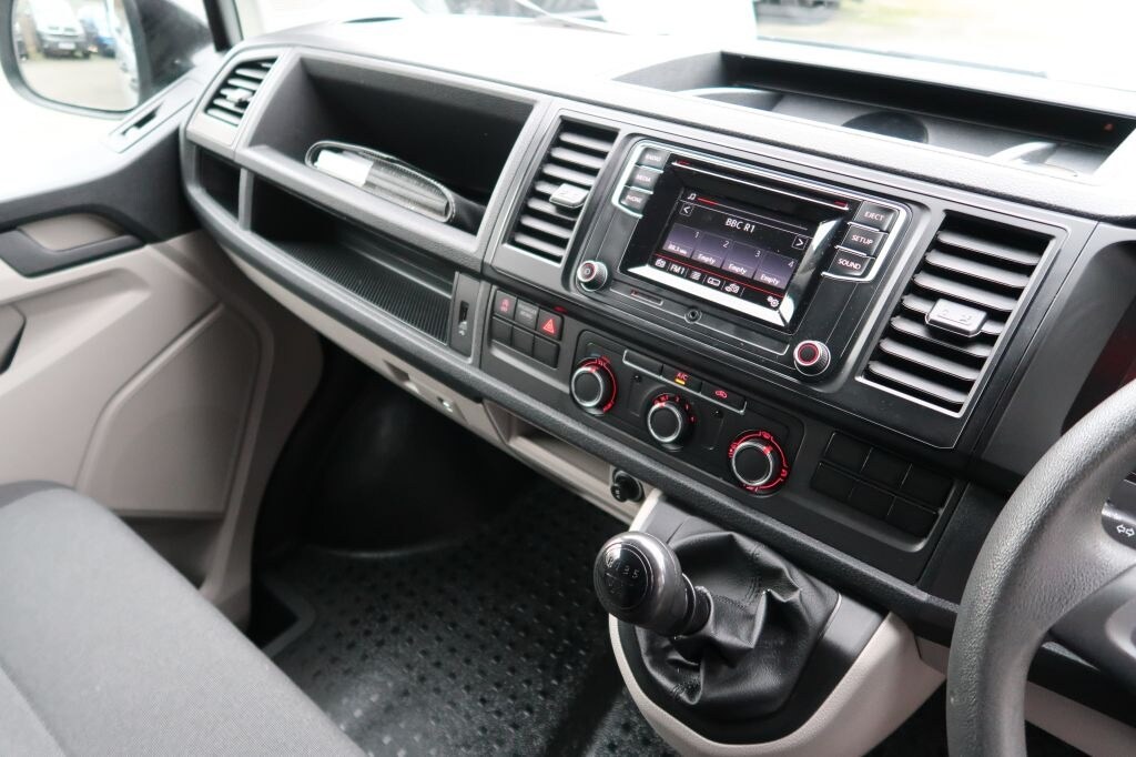Used Volkswagen Transporter 2017 for sale - 77417380: Photo 7