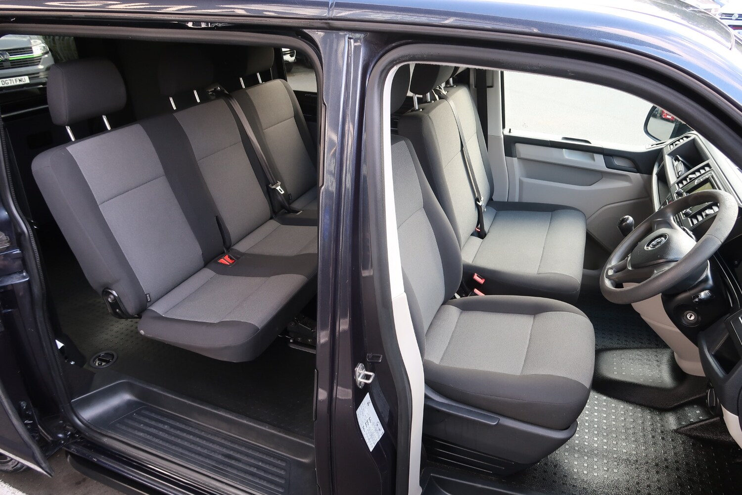 Used Volkswagen Transporter 2019 for sale - 75969152: Photo 8