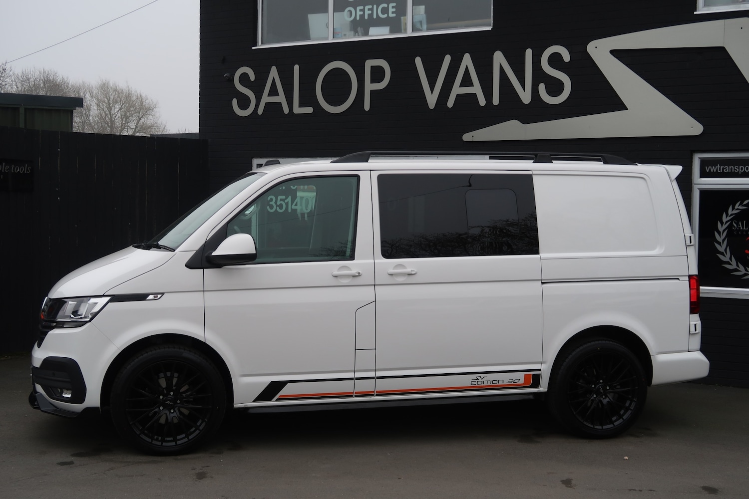 Used Volkswagen Transporter 2024 for sale - 77962359: Photo 3