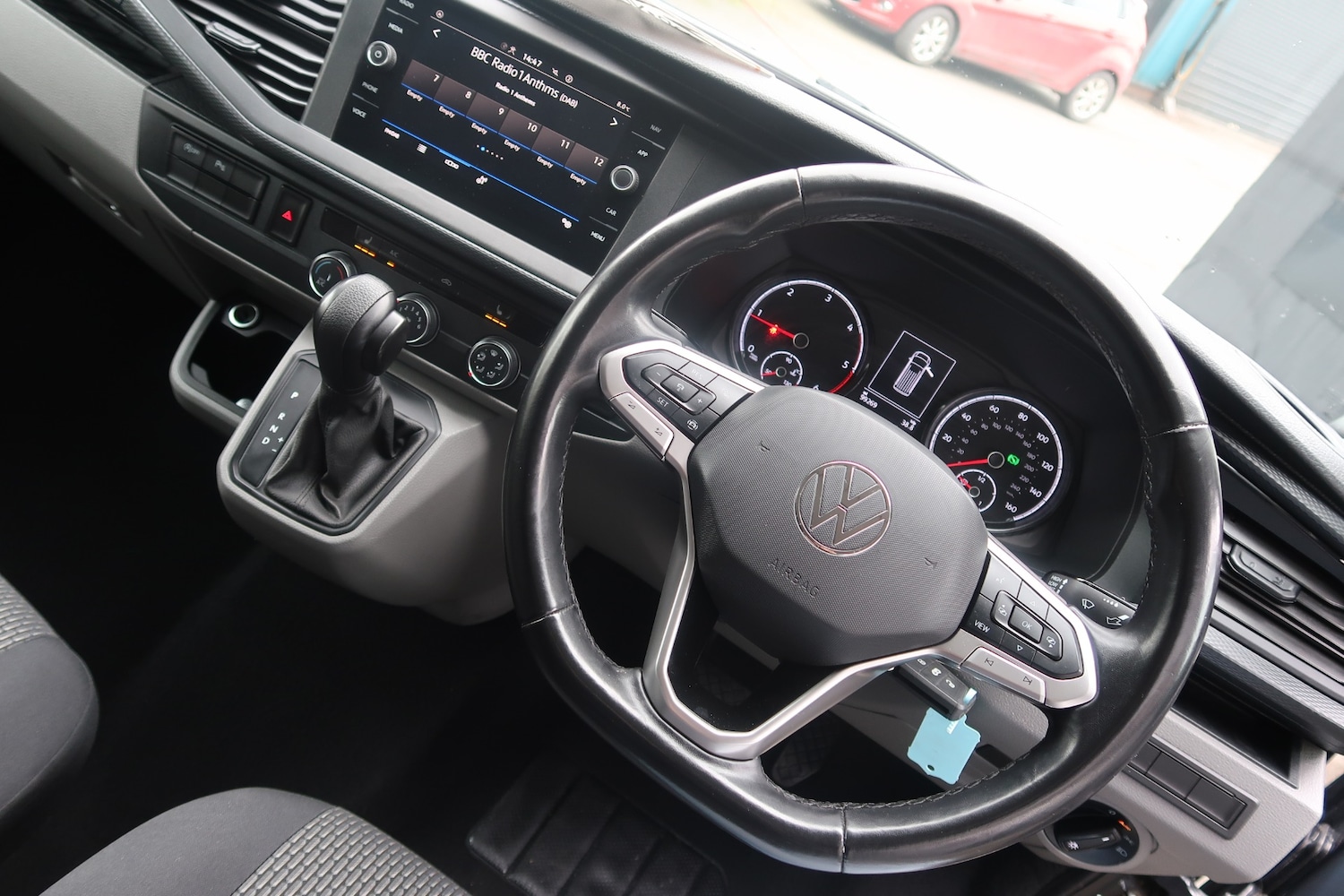 Used Volkswagen Transporter 2023 for sale - 77732596: Photo 3