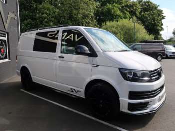 Used Volkswagen Transporter 2018 for sale - 74602490: Photo