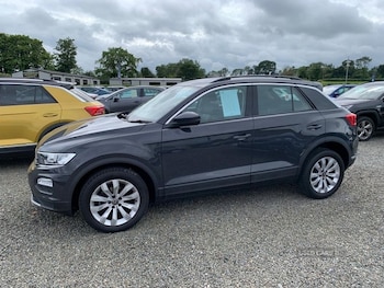 Used Volkswagen T-Roc 2021 for sale - 75429704: Photo