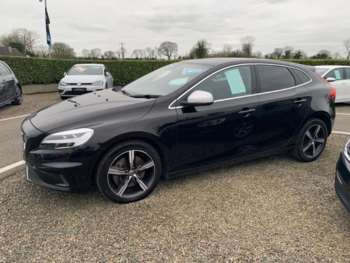 Used Volvo V40 2019 for sale - 71410392: Photo