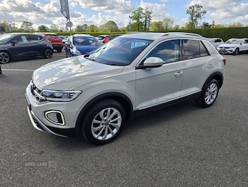 Used Volkswagen T-Roc 2023 for sale - 78602487: Photo