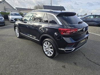 Used Volkswagen T-Roc 2019 for sale - 77697155: Photo