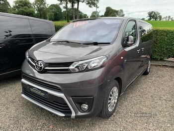 Used Toyota PROACE CITY Verso 2022 for sale - 75460048: Photo