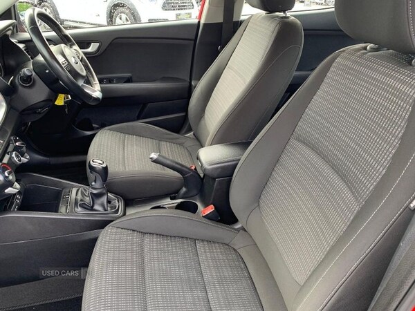 Used Kia Stonic 2018 for sale - 76014437: Photo 9