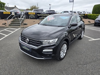 Used Volkswagen T-Roc 2019 for sale - 78536352: Photo