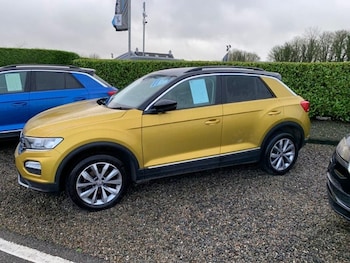 Used Volkswagen T-Roc 2020 for sale - 79085532: Photo