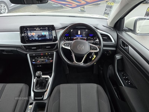 Used Volkswagen T-Roc 2023 for sale - 77538845: Photo 10