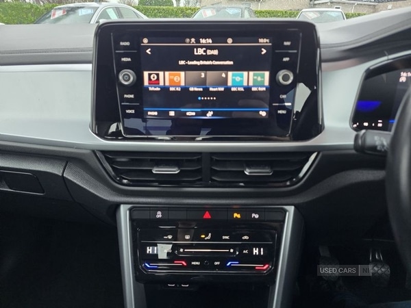 Used Volkswagen T-Roc 2023 for sale - 77538845: Photo 12