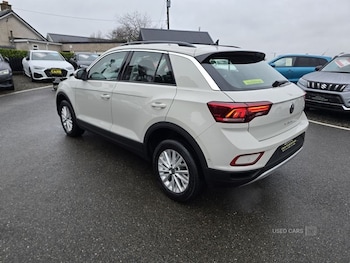 Used Volkswagen T-Roc 2023 for sale - 77538845: Photo