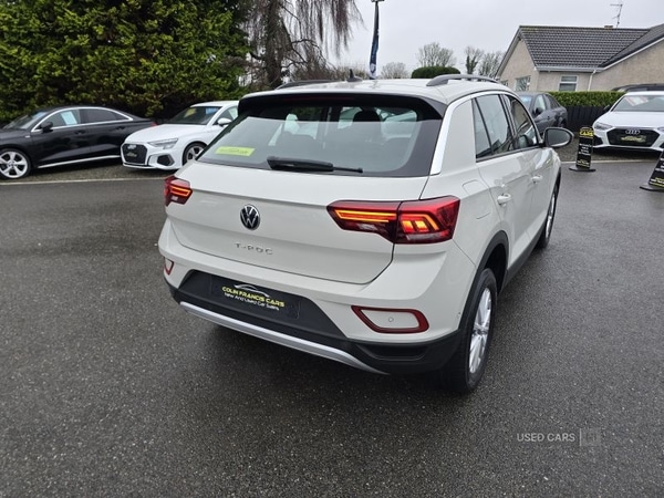 Used Volkswagen T-Roc 2023 for sale - 77538845: Photo 4