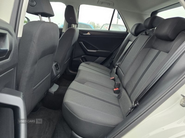 Used Volkswagen T-Roc 2023 for sale - 77538845: Photo 8