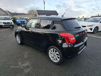 Used Suzuki Swift 2021 for sale - 73237000: Photo