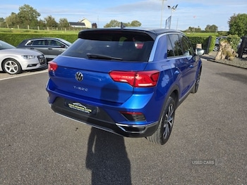 Used Volkswagen T-Roc 2021 for sale - 76123409: Photo