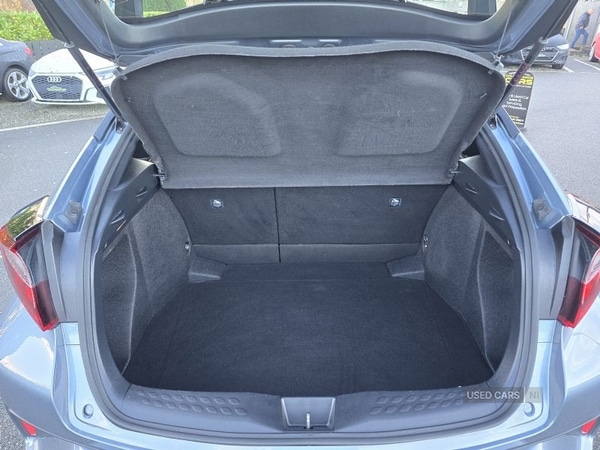 Used Toyota C-HR 2021 for sale - 76593121: Photo 9