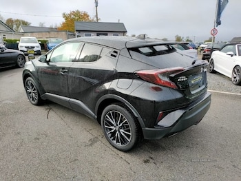 Used Toyota C-HR 2019 for sale - 79085610: Photo