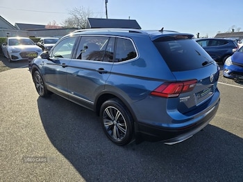 Used Volkswagen Tiguan Allspace 2018 for sale - 77825630: Photo