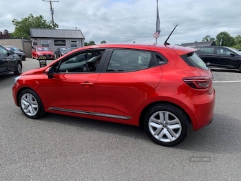 Used Renault Clio 2021 for sale - 79182145: Photo