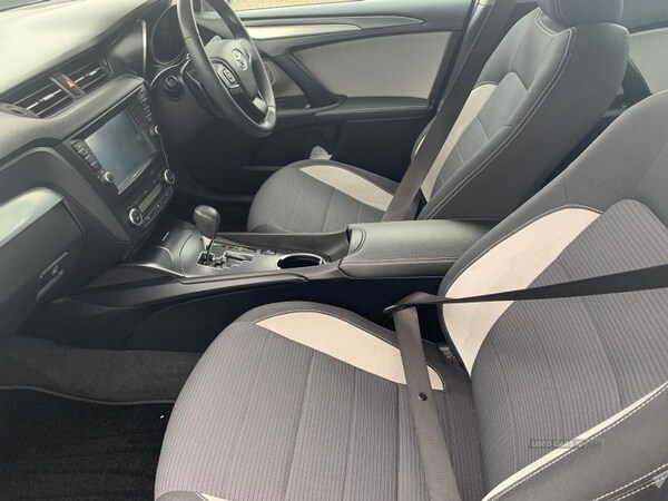 Used Toyota Avensis 2017 for sale - 71256724: Photo 8